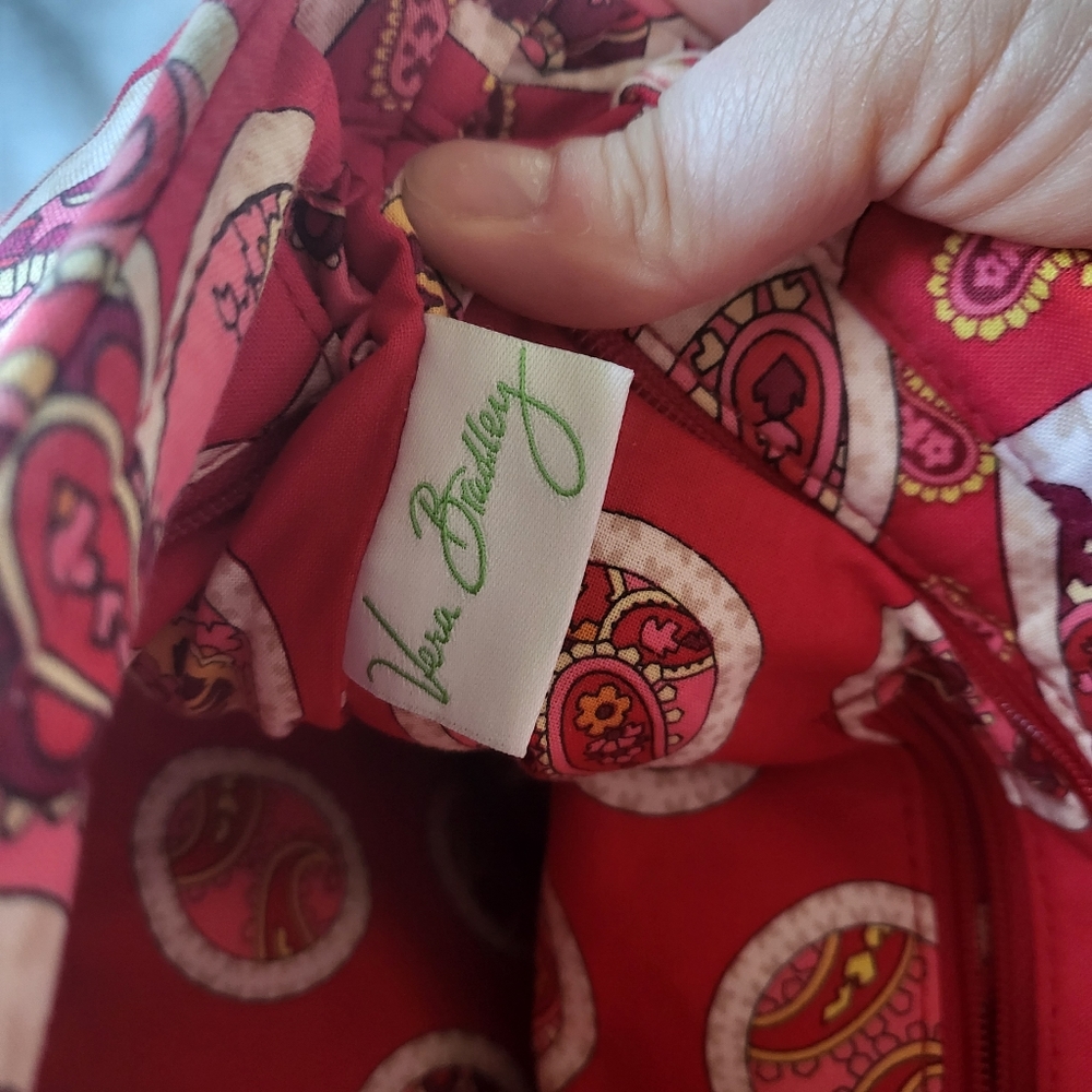 Vera Bradley Sweetheart Shoulder Bag in the Rosy Posies pattern. - Picture 7 of 14